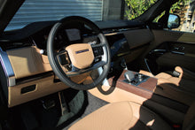 تحميل الصورة في عارض المعرض، 2023 رنج روفر فوج P530