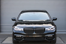 Load image into Gallery viewer, BMW 750i M