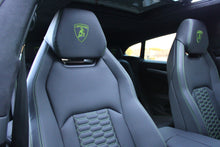 Load image into Gallery viewer, 2022 Lamborghini Urus