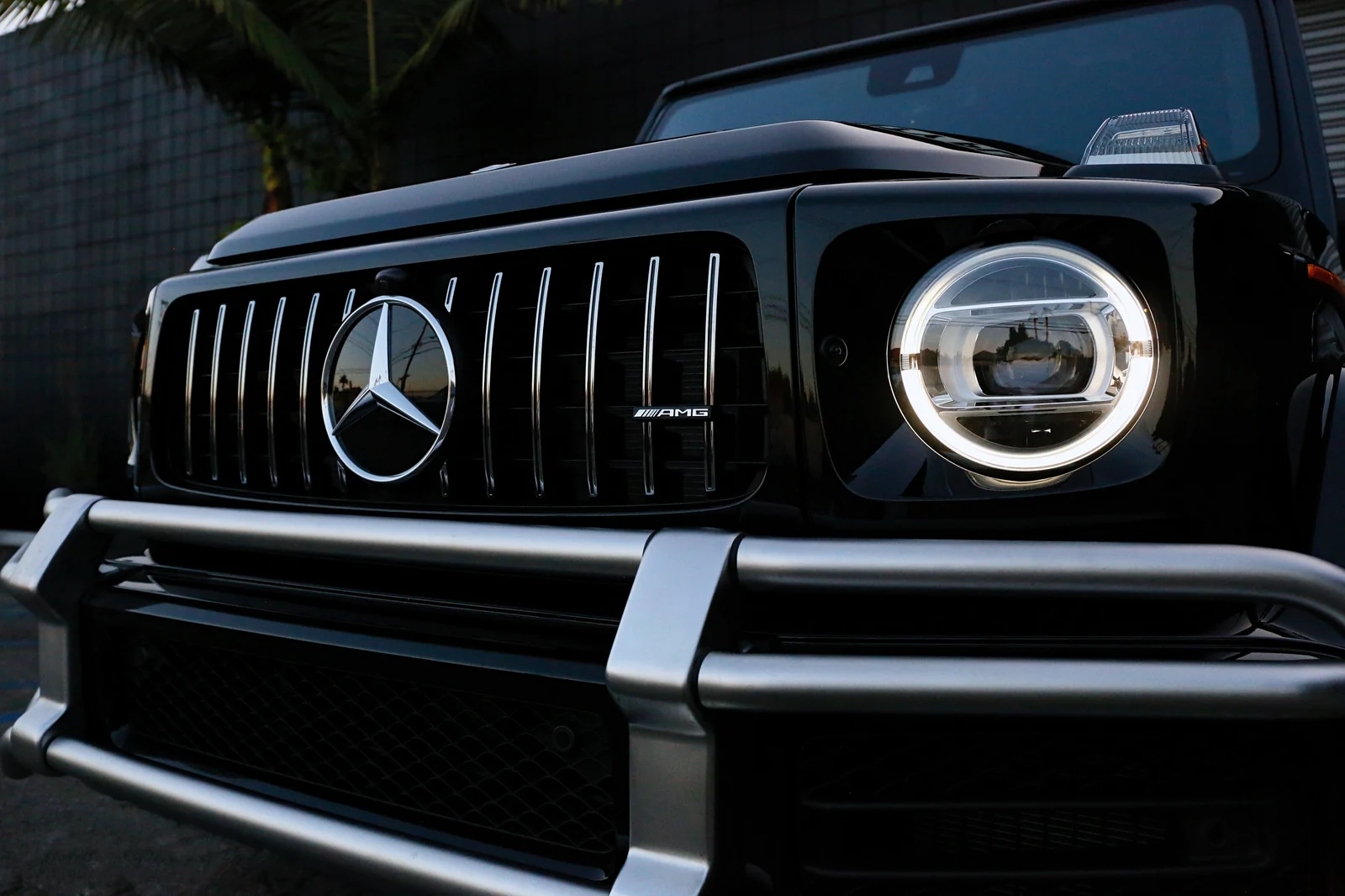 مرسيدس AMG G 63 للإيجار في لوس أنجلوس — المقصورة والتشطيبات الداخلية