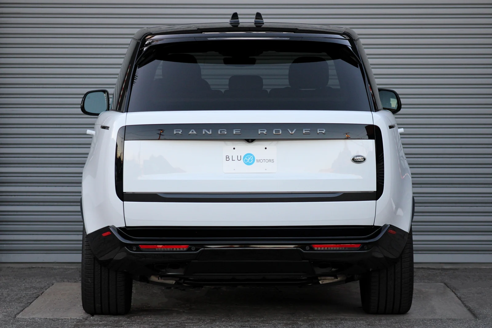 2026 Range Rover Vogue for rent in Los Angeles — interior and cabin detail