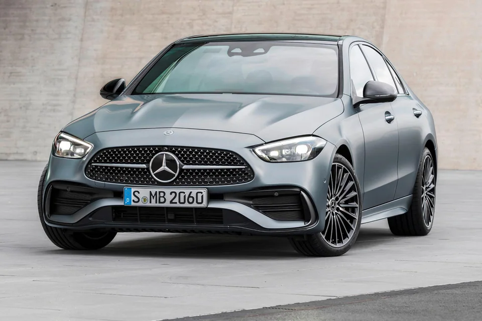 Mercedes-Benz C300 rental at BLU Motors in Los Angeles