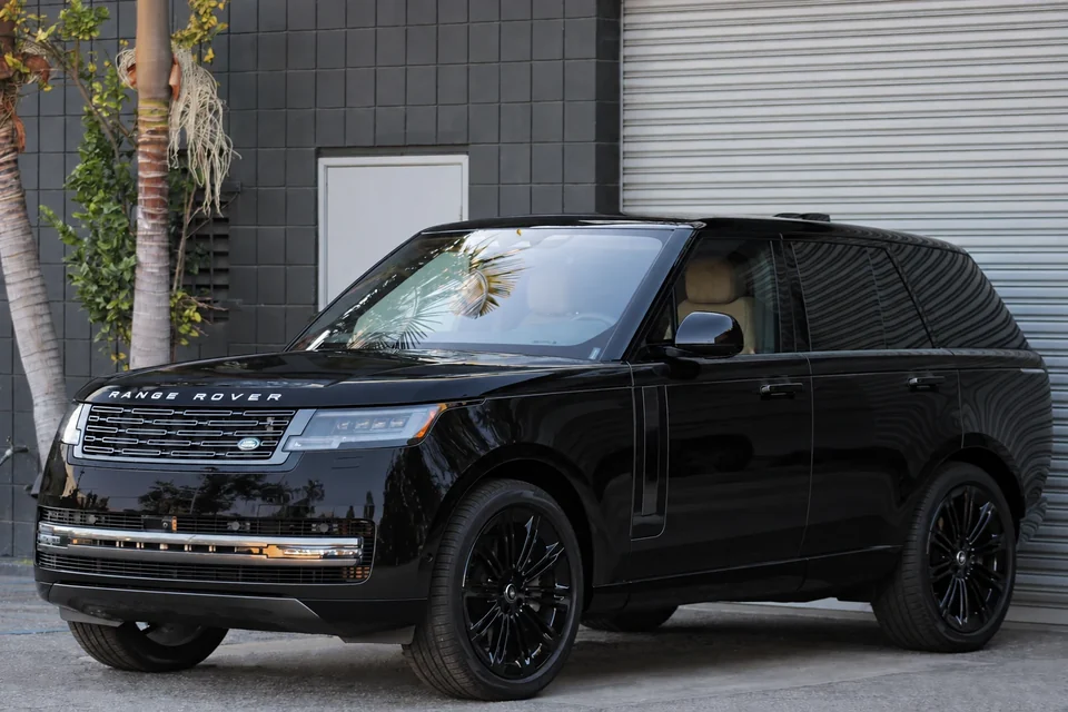 Black 2026 Range Rover Vogue rental at BLU Motors in Los Angeles