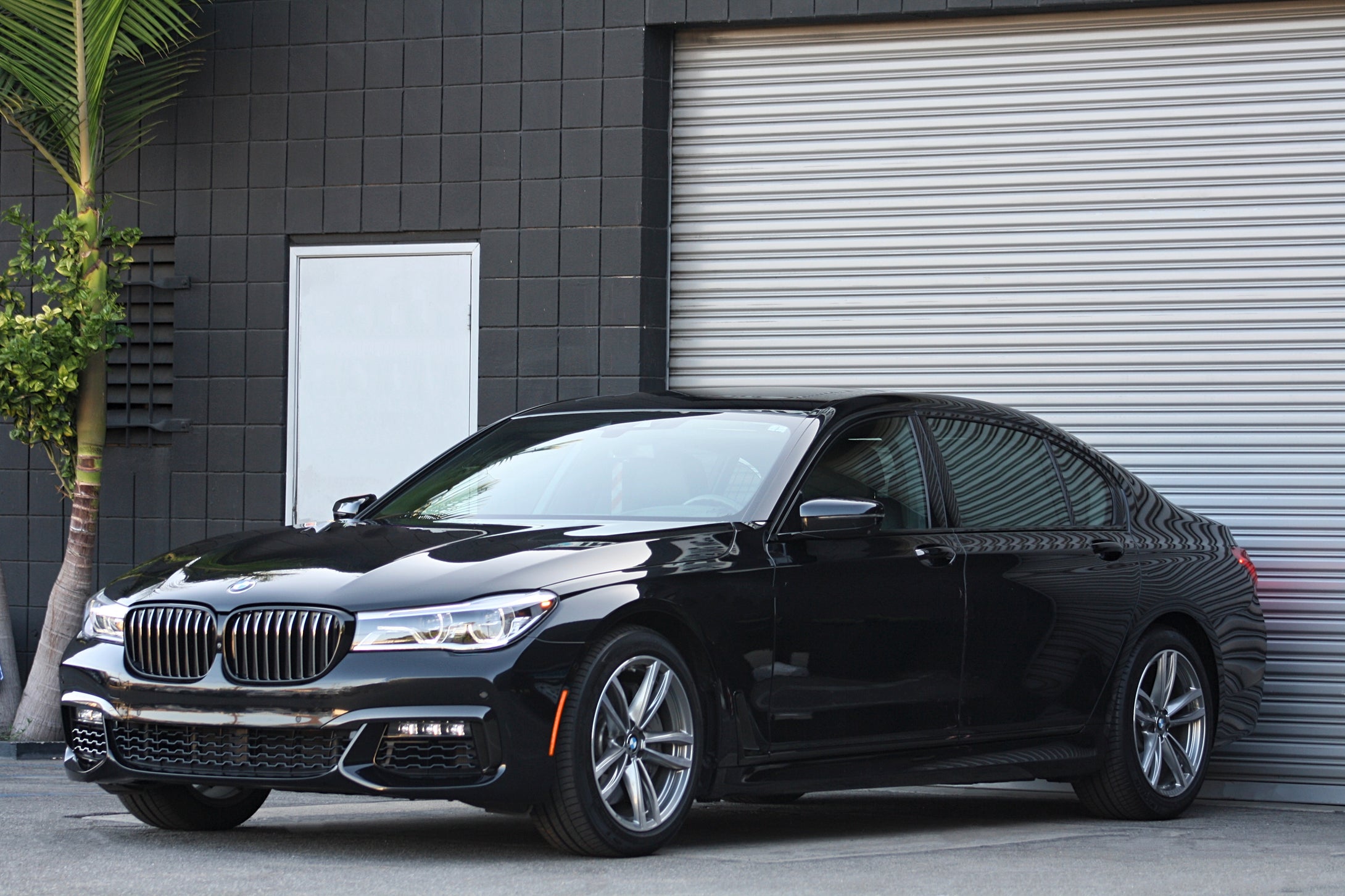 BMW 750i M