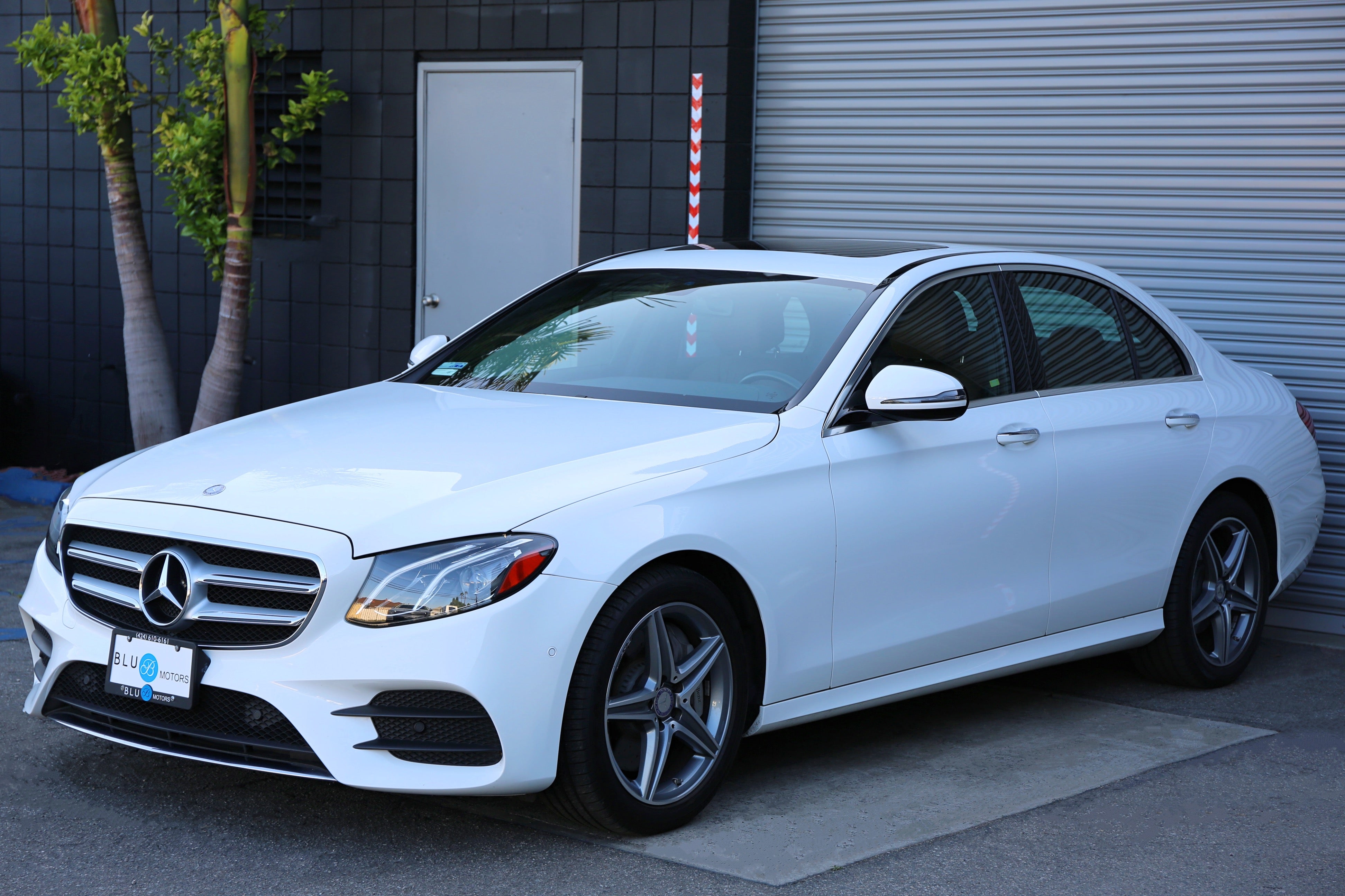 Mercedes E300 AMG BLU MOTORS